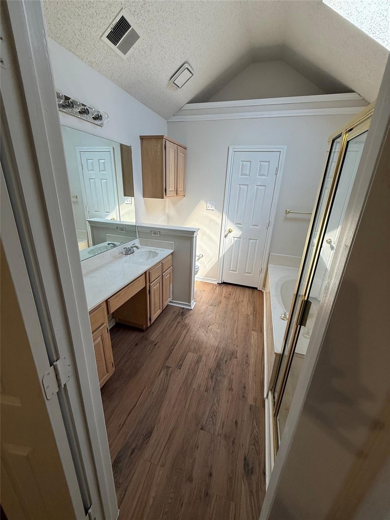 1737 Circle Creek Drive - Photo 8