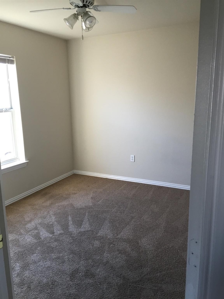 8168 Marydean Avenue - Photo 7