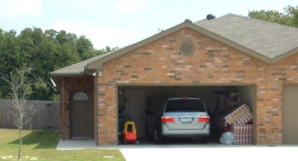 957 Sylvia Street - Photo 0