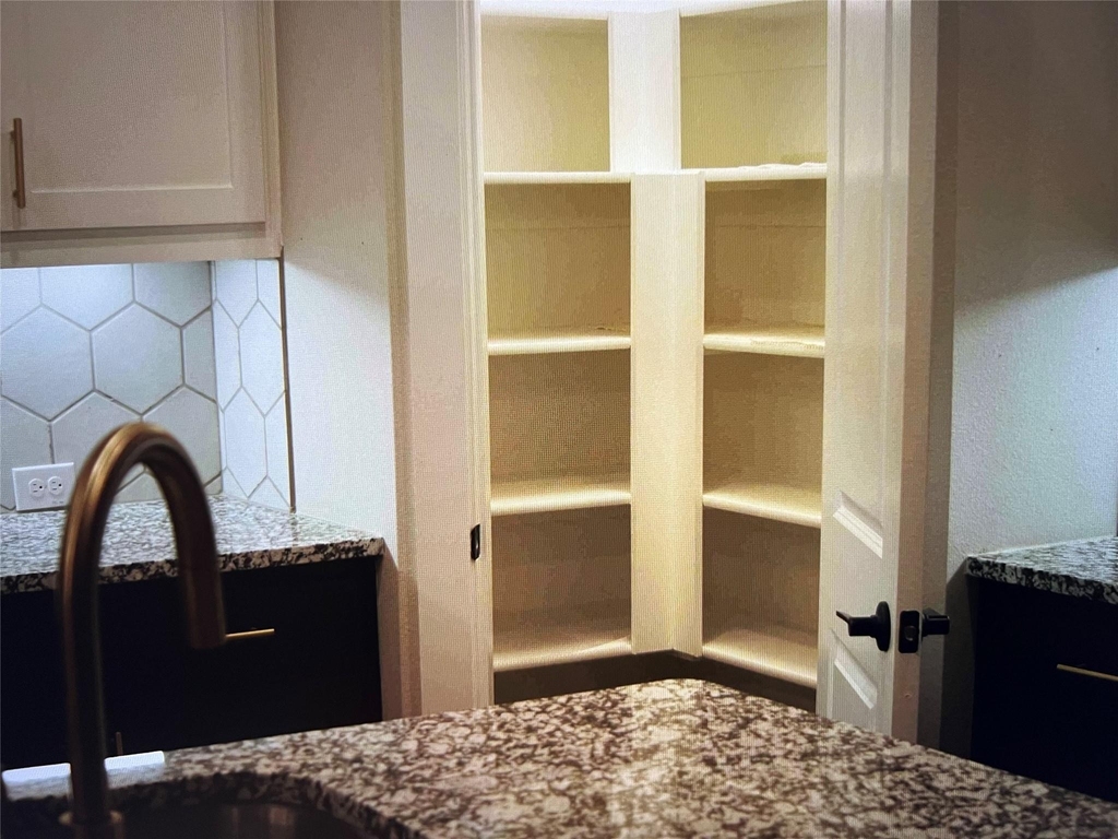 7220 Merlot Place - Photo 3