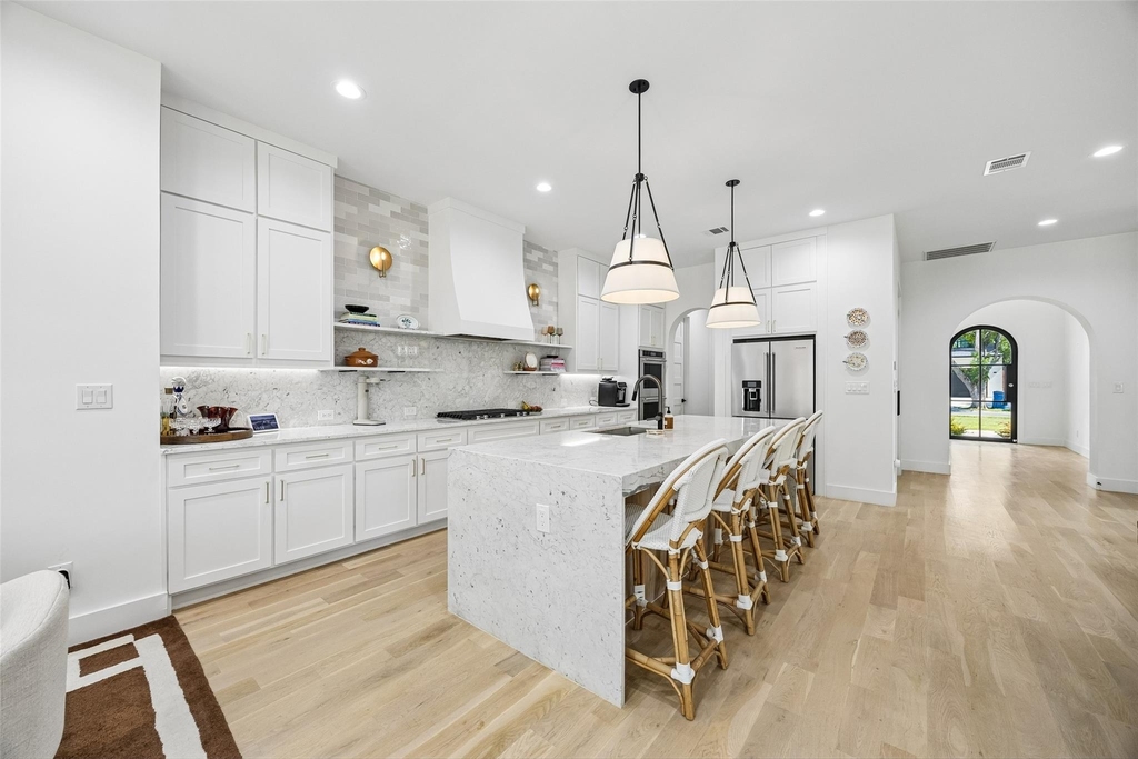 3722 Cortez Drive - Photo 11