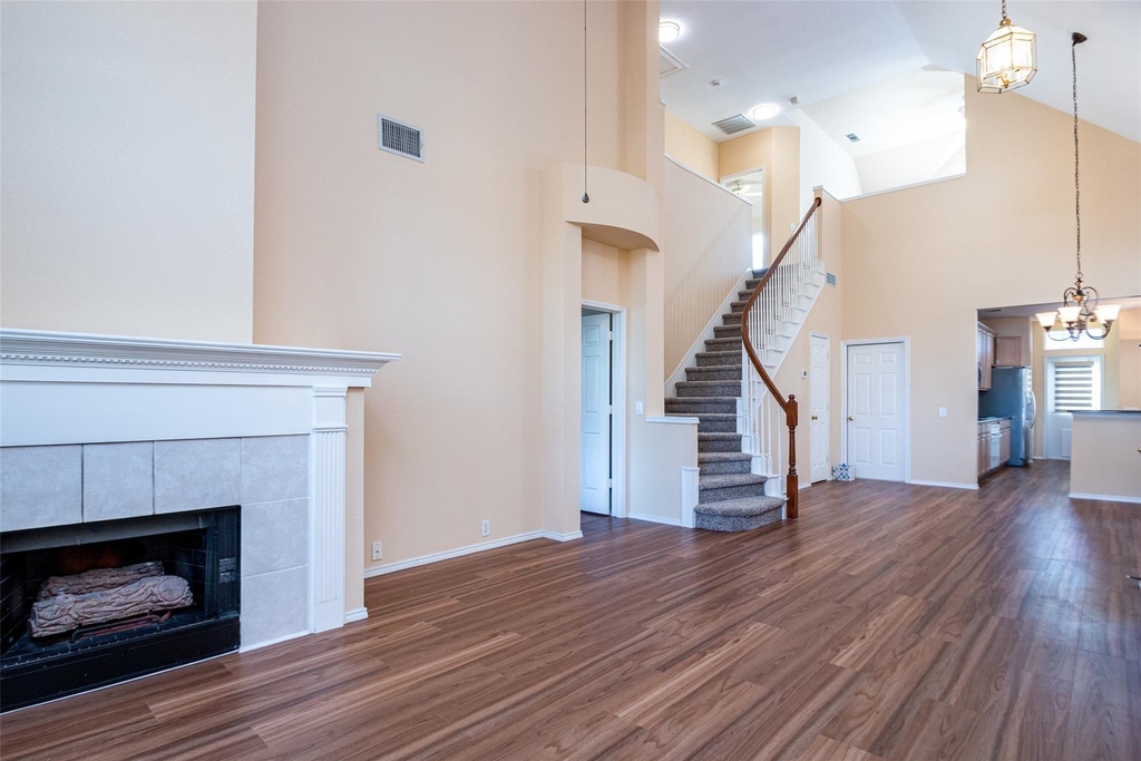 3956 Cobblestone Court - Photo 5