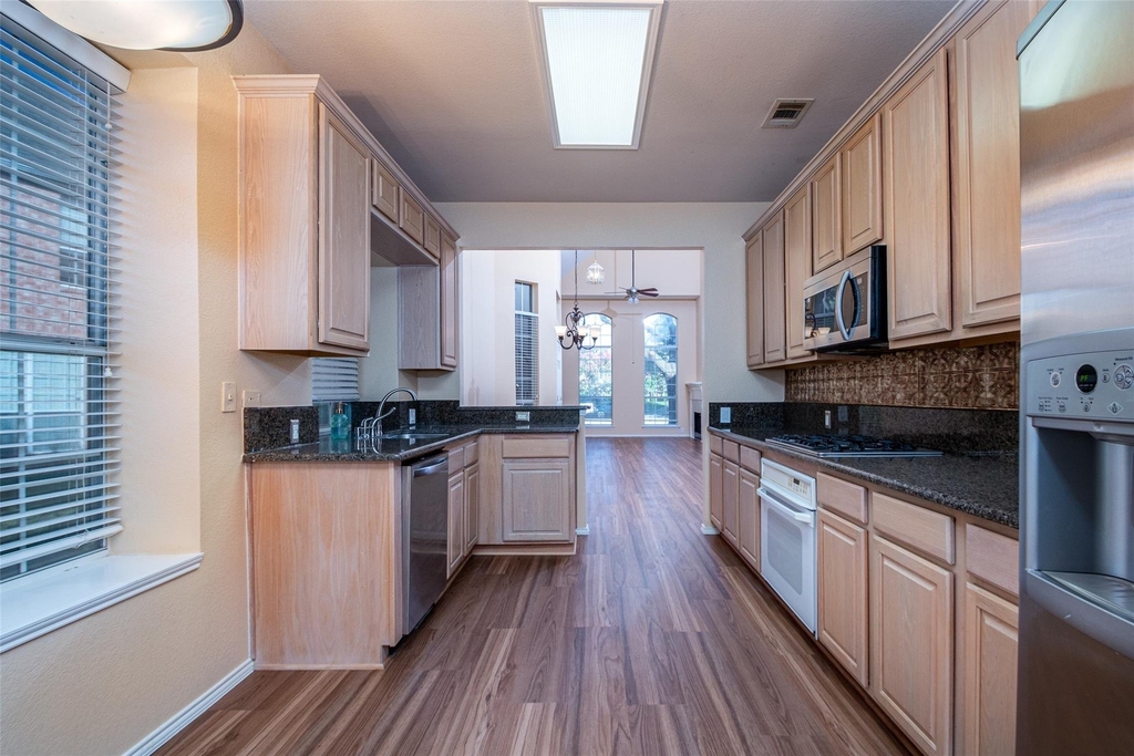 3956 Cobblestone Court - Photo 1