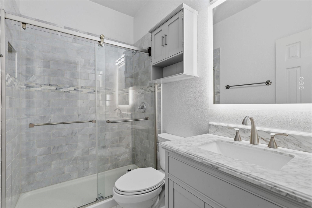 3908 Moonbeam Court - Photo 18