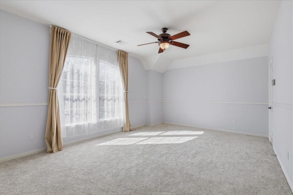 3908 Moonbeam Court - Photo 23