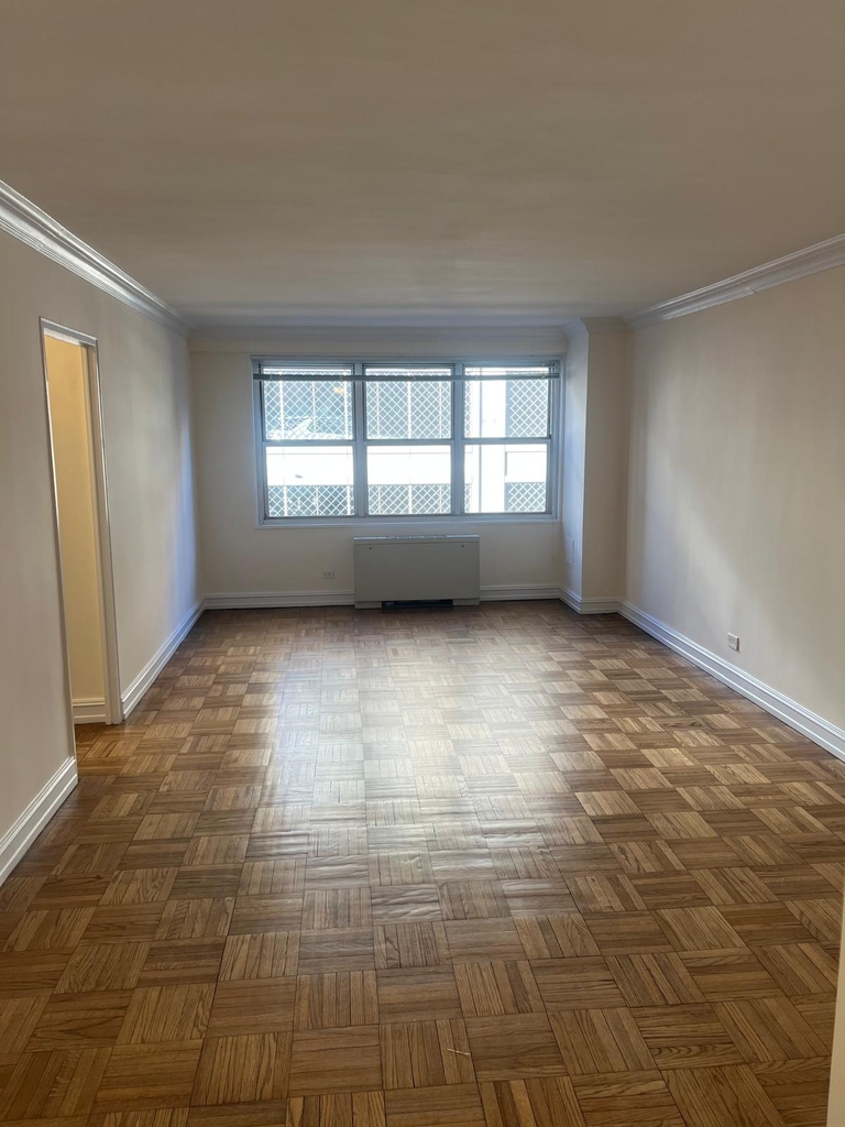 W 52nd Street / 8th Avenue - Photo 1