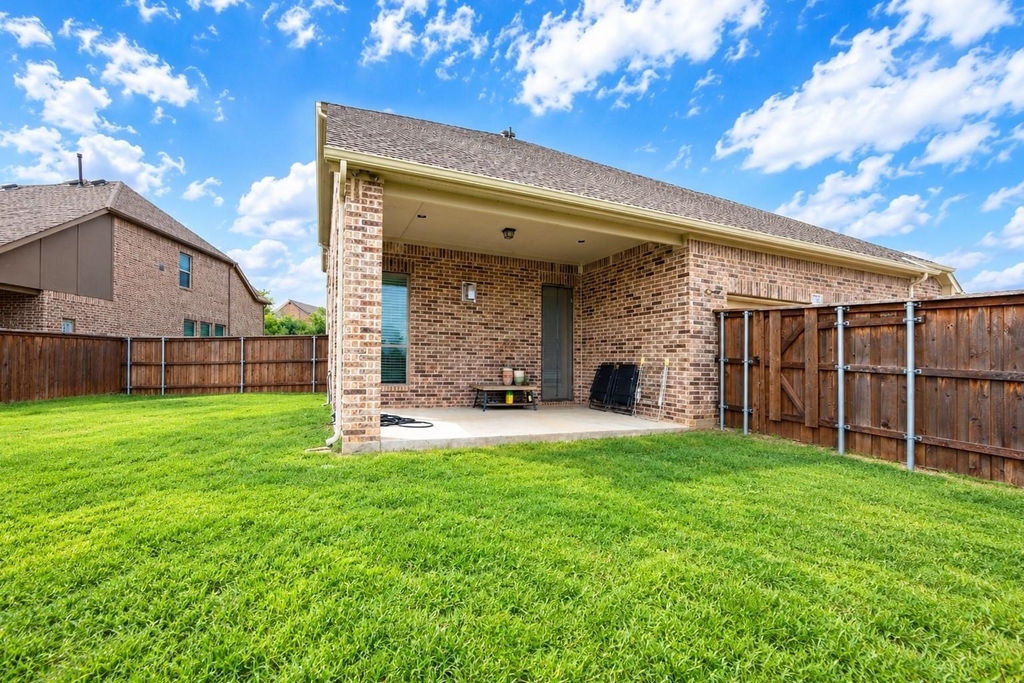 1603 Coventry Court - Photo 36