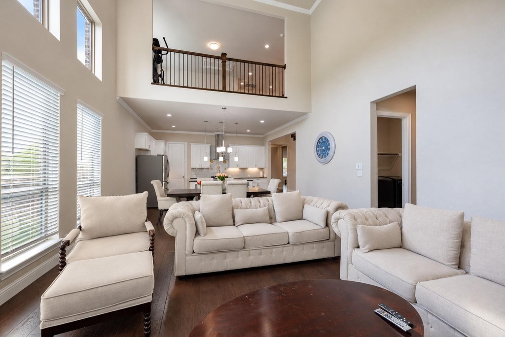 1603 Coventry Court - Photo 8