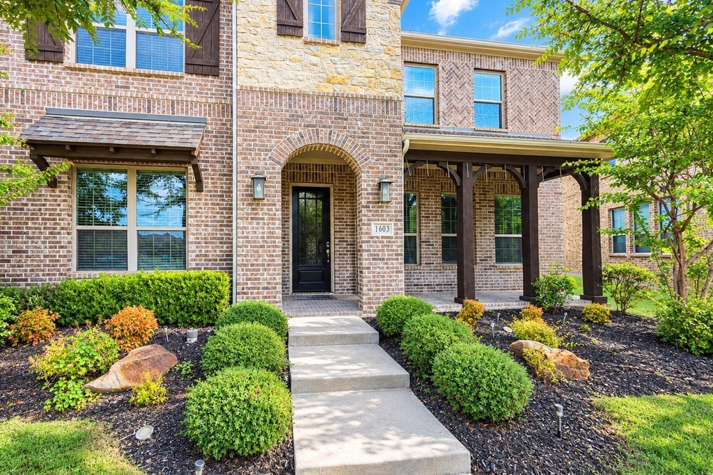 1603 Coventry Court - Photo 1