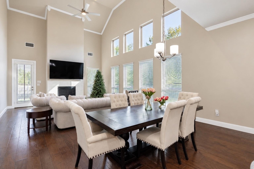 1603 Coventry Court - Photo 6