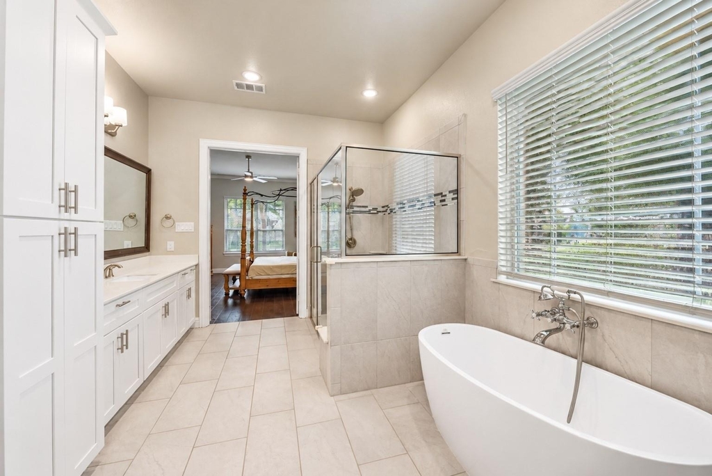1603 Coventry Court - Photo 14