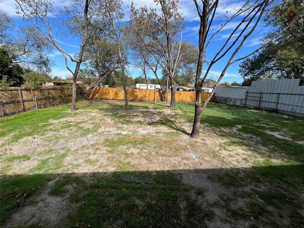 9527 Musgrave Drive - Photo 17