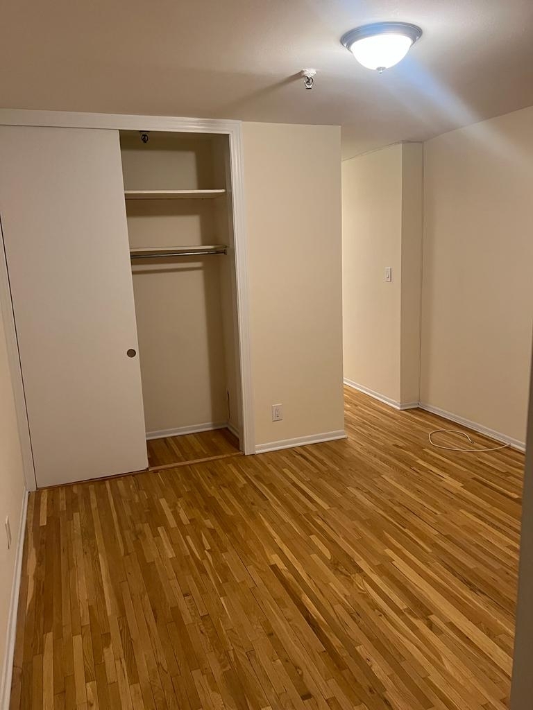 East 82 Street / 1st Avenue - Photo 10