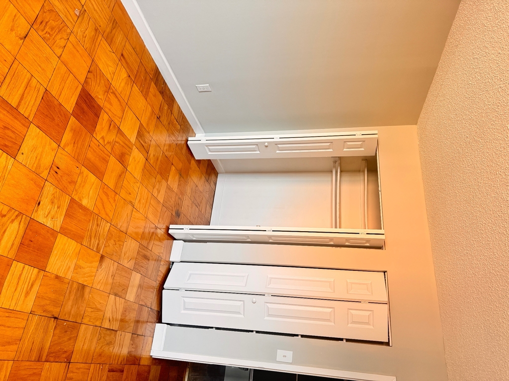 140-16 34th Ave Flushing NY 11354 - Photo 17