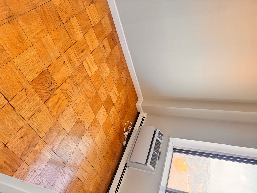 140-16 34th Ave Flushing NY 11354 - Photo 11