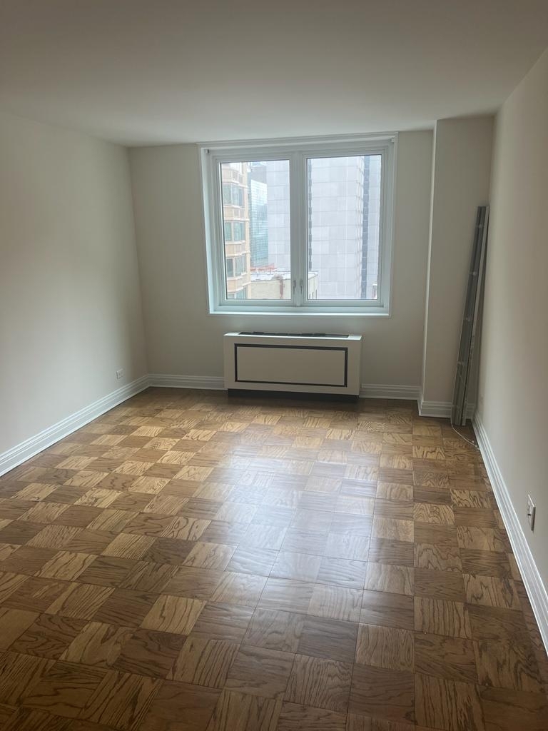 East 71st Street - Photo 5