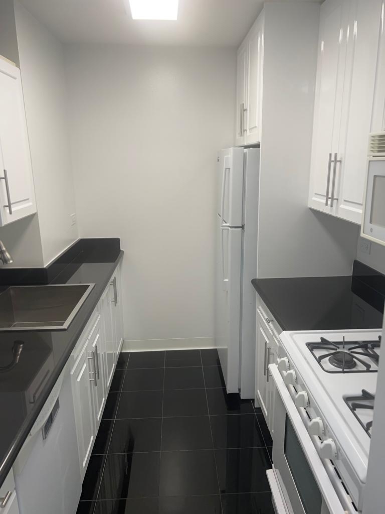 East 71st Street - Photo 0