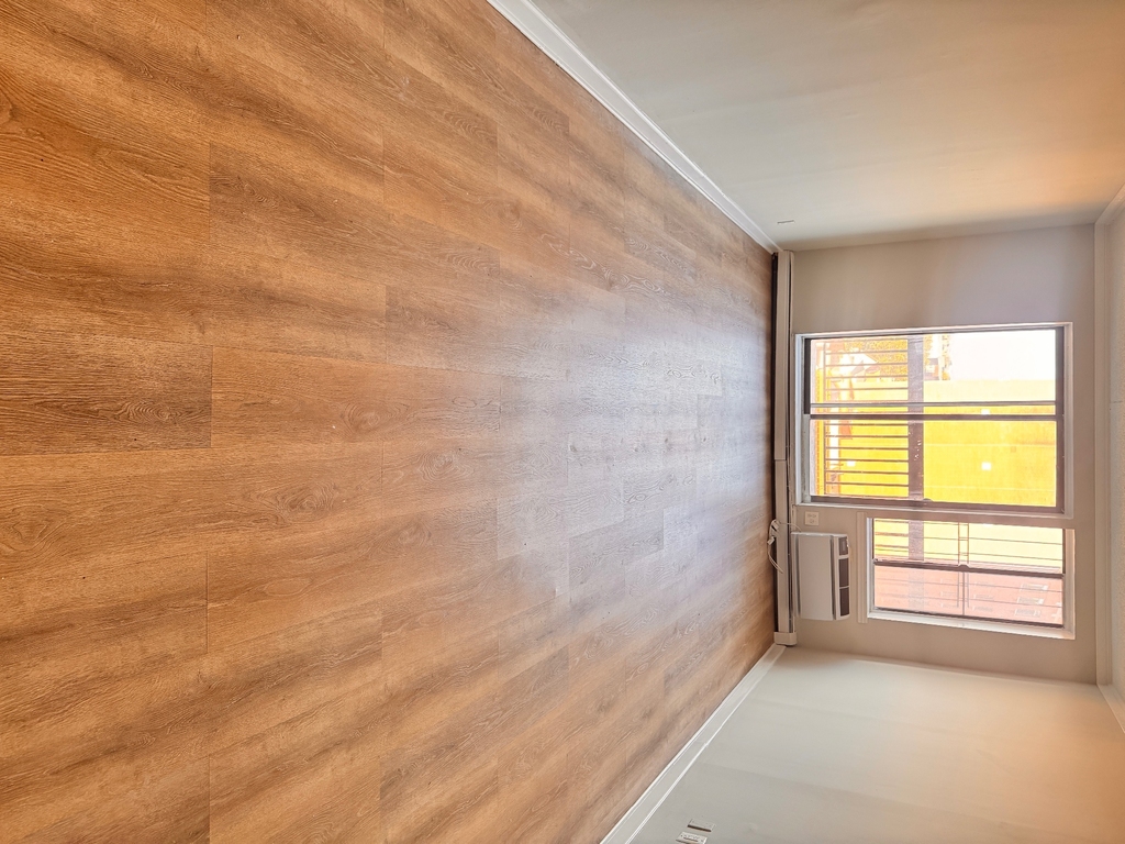 140-16 34th Avenue Flushing NY 11354 - Photo 8