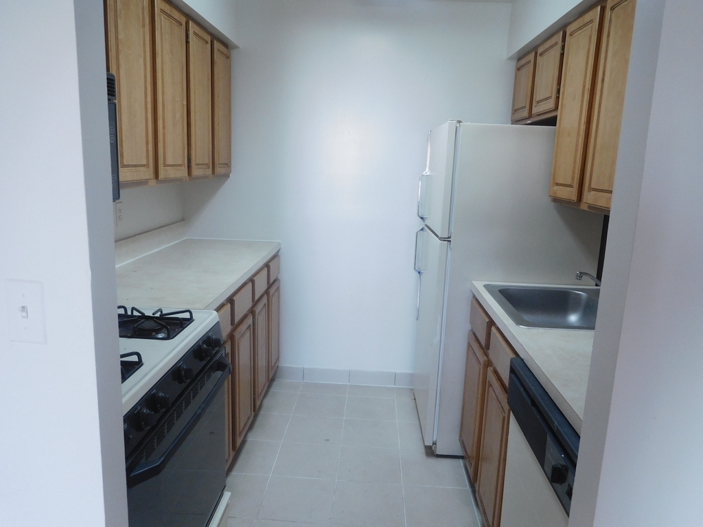 137-02 Northern Blvd Flushing NY 11354 - Photo 6