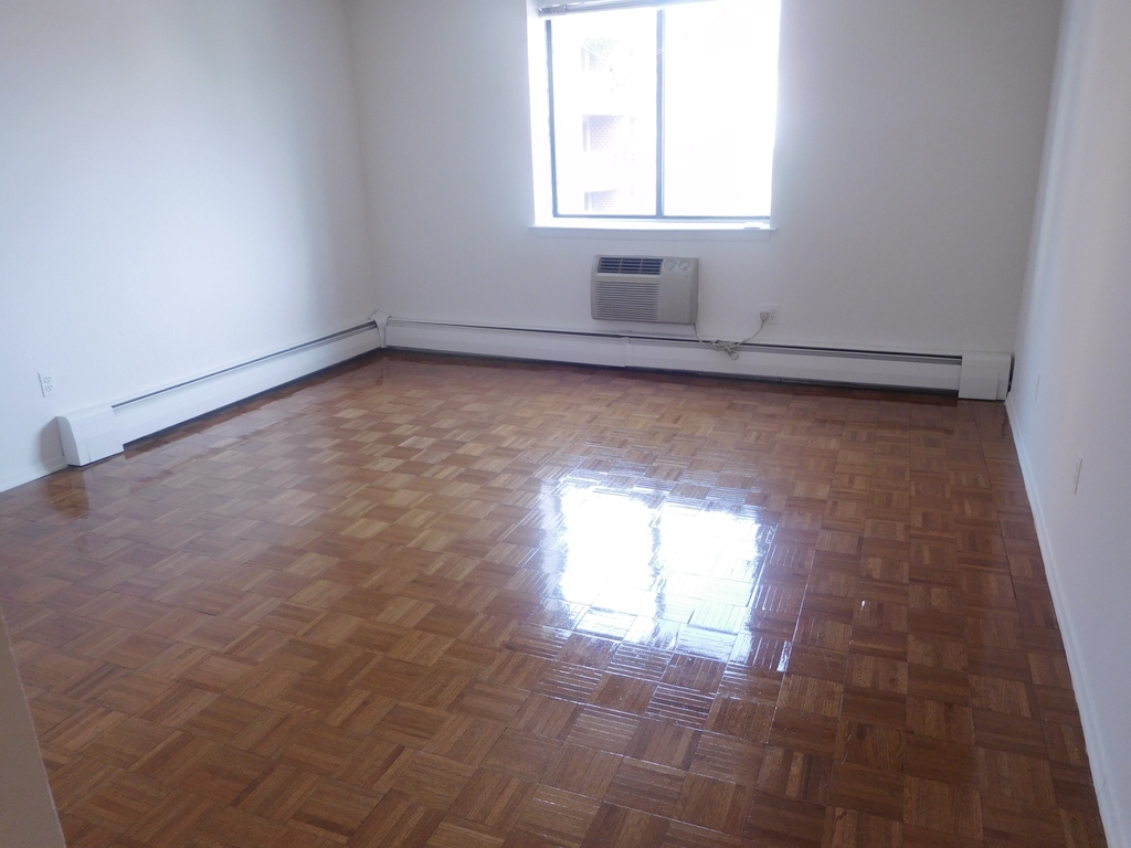 137-02 Northern Blvd Flushing NY 11354 - Photo 7
