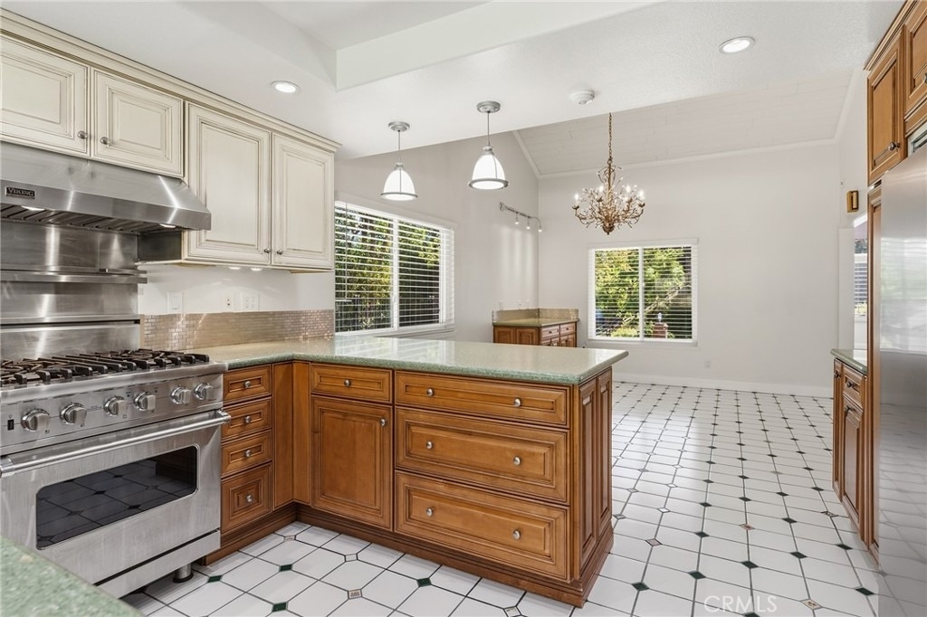 5503 Softwind Way - Photo 11