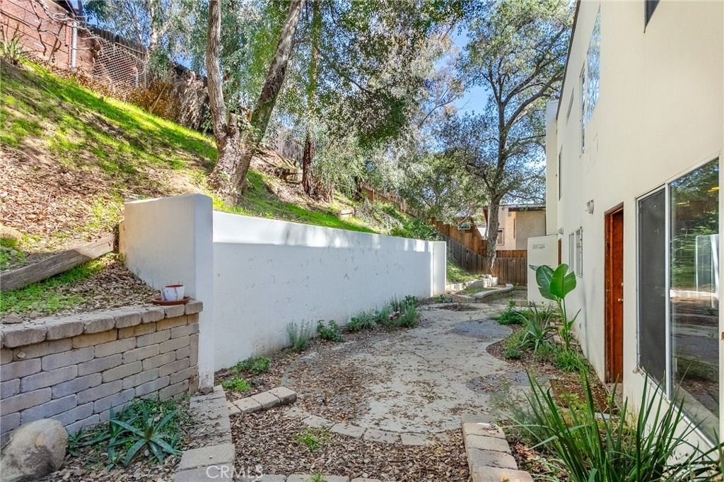 21429 Rios Street - Photo 14