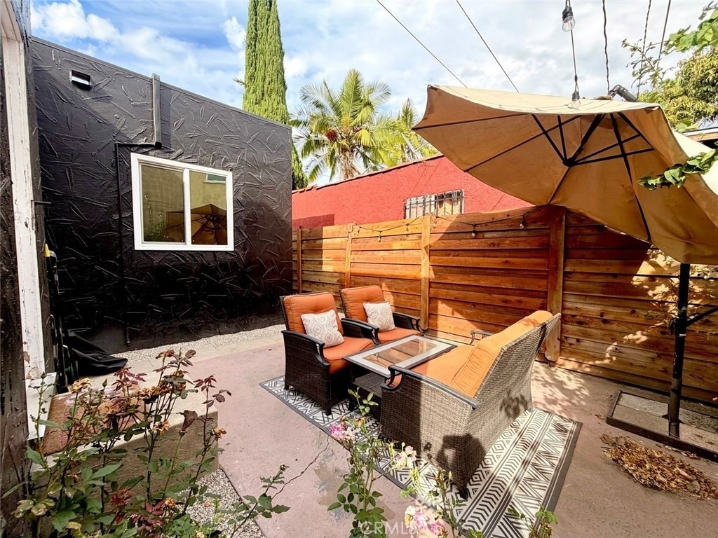 2245 Pine Avenue - Photo 27