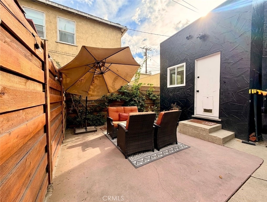 2245 Pine Avenue - Photo 26