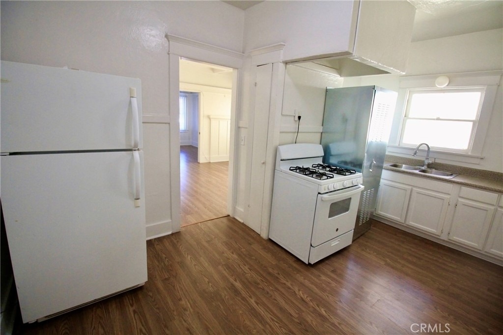 458 W Vernon Avenue - Photo 9