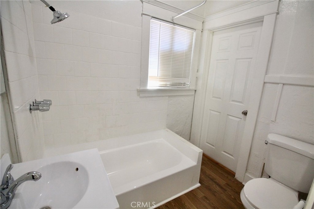 458 W Vernon Avenue - Photo 20