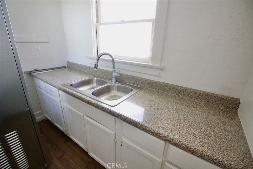 458 W Vernon Avenue - Photo 12