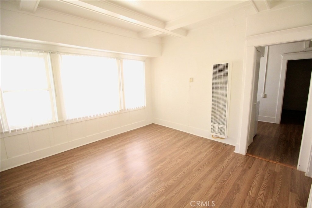 458 W Vernon Avenue - Photo 2