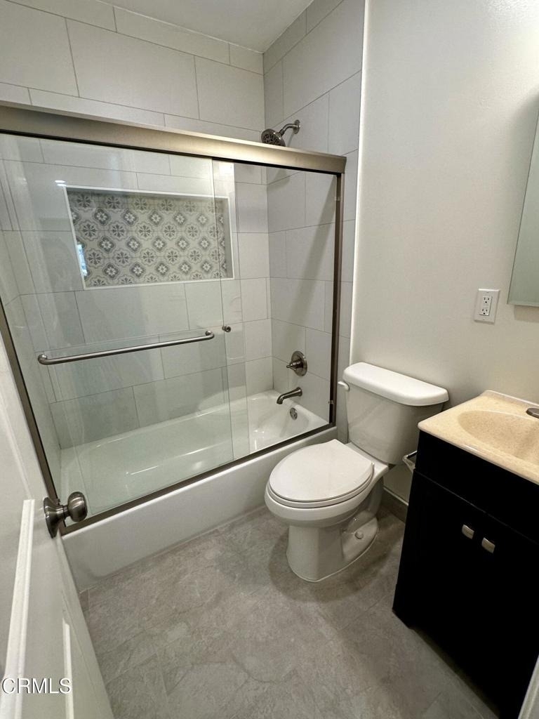 730 N Bushnell Avenue - Photo 5