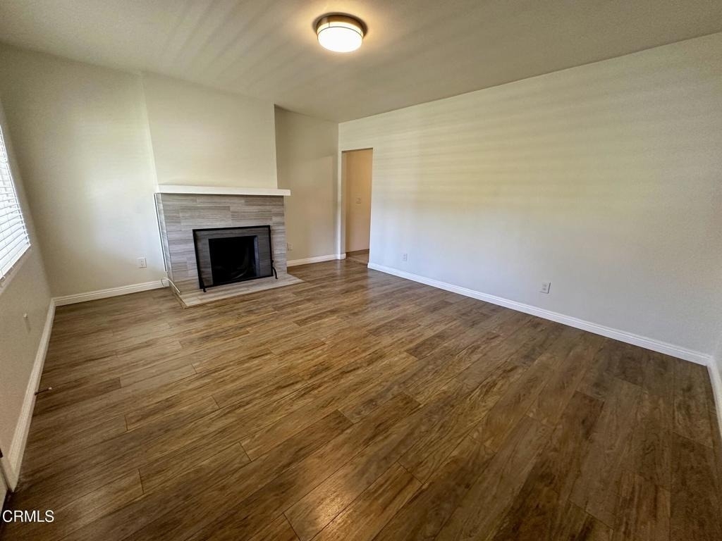 730 N Bushnell Avenue - Photo 2