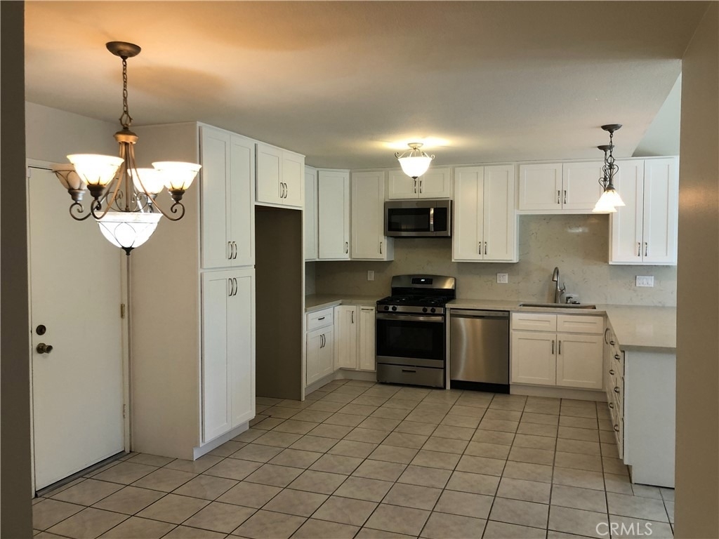 27576 Agrado - Photo 1