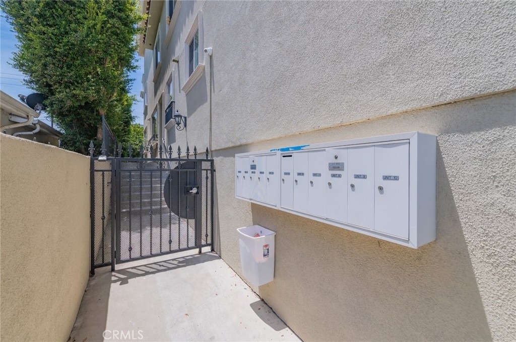 3501 Tilden Avenue - Photo 29