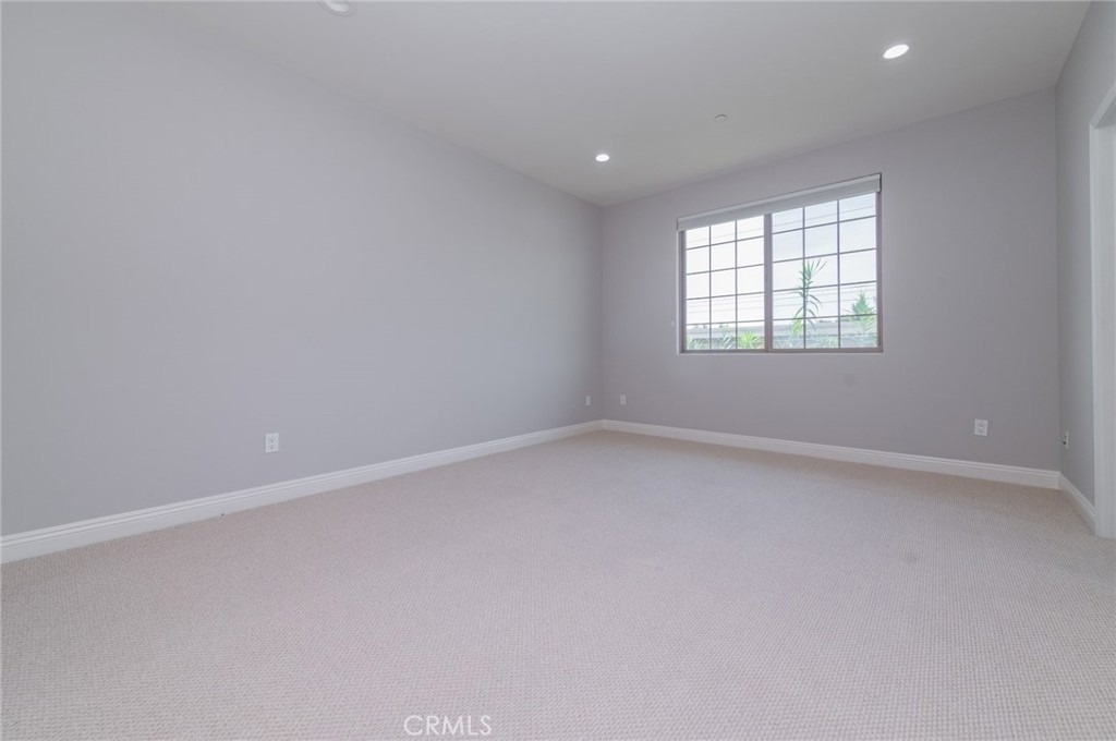 3501 Tilden Avenue - Photo 15