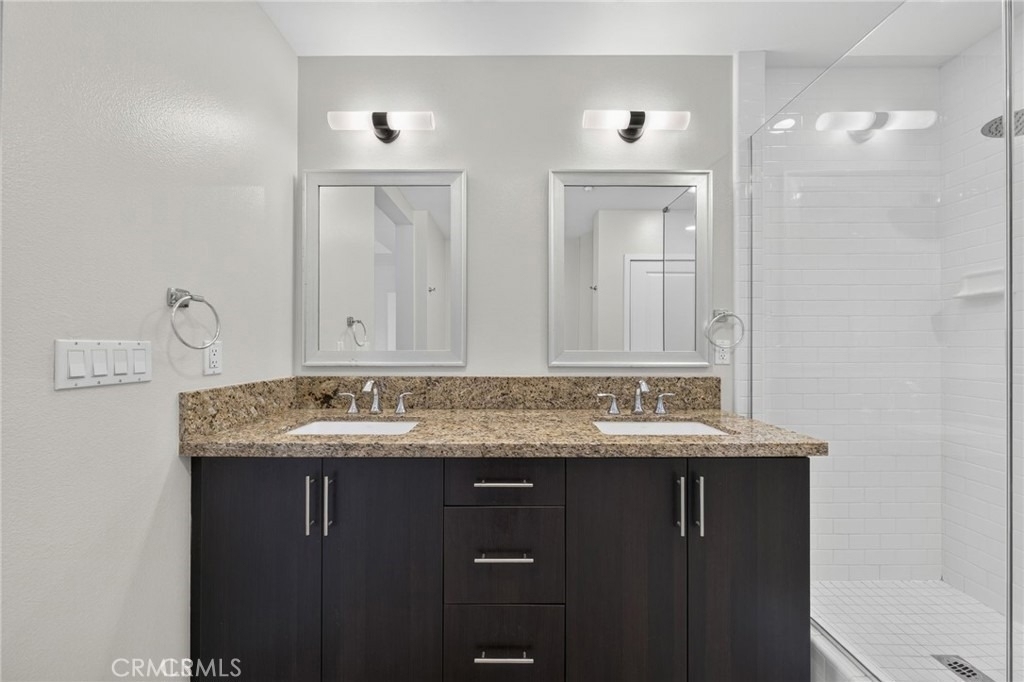 21 Gramercy - Photo 15