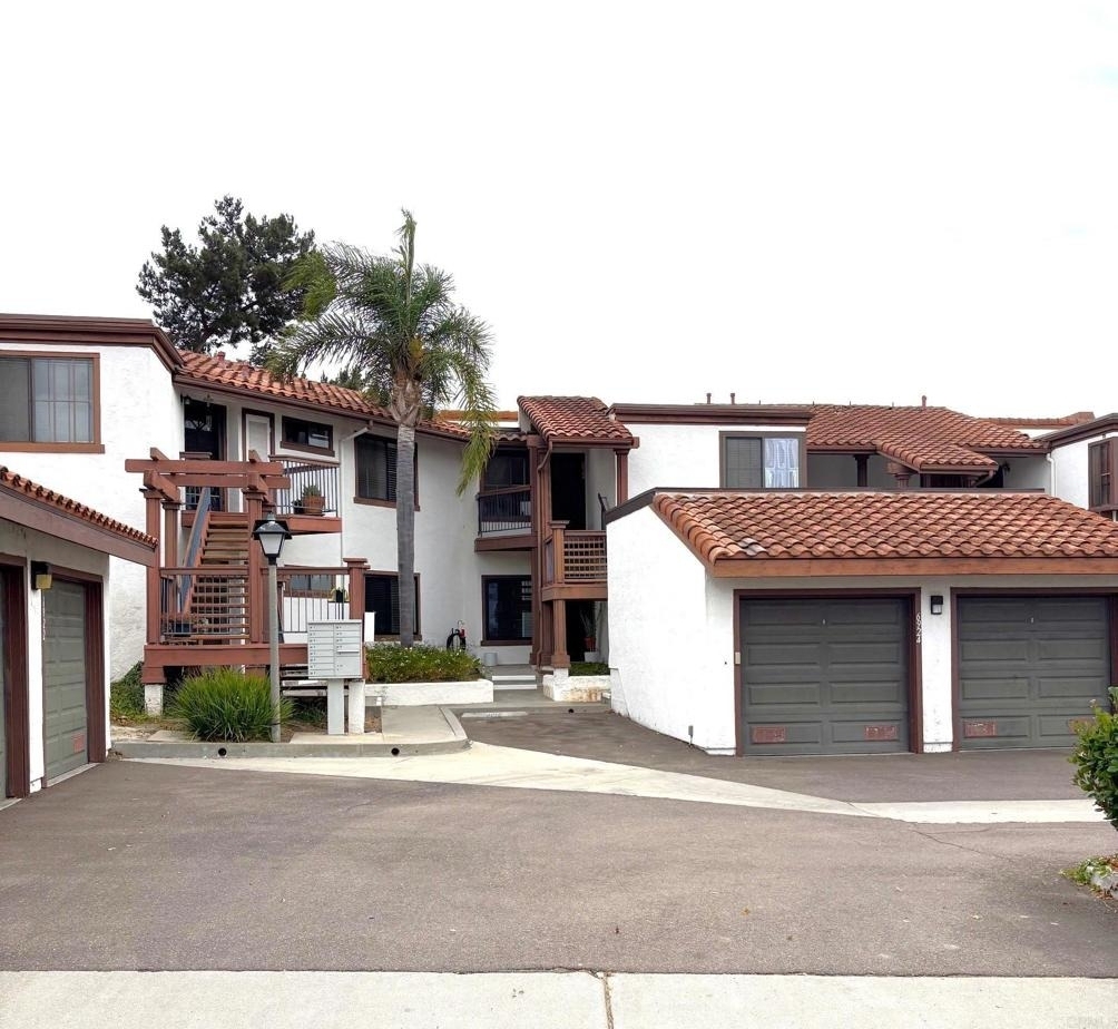 6924 Sandpiper Place - Photo 0
