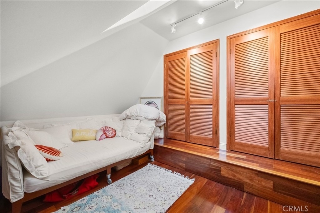 486 Holly Street - Photo 25