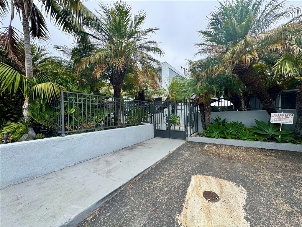 970 Glenneyre Street - Photo 0