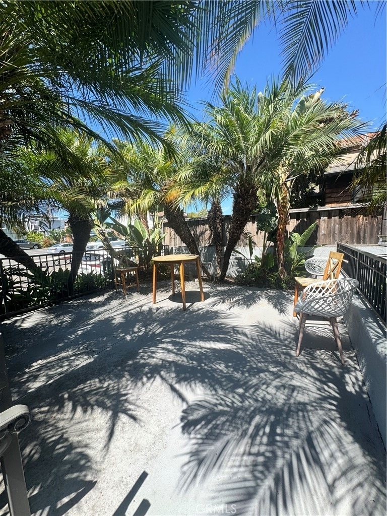 970 Glenneyre Street - Photo 1