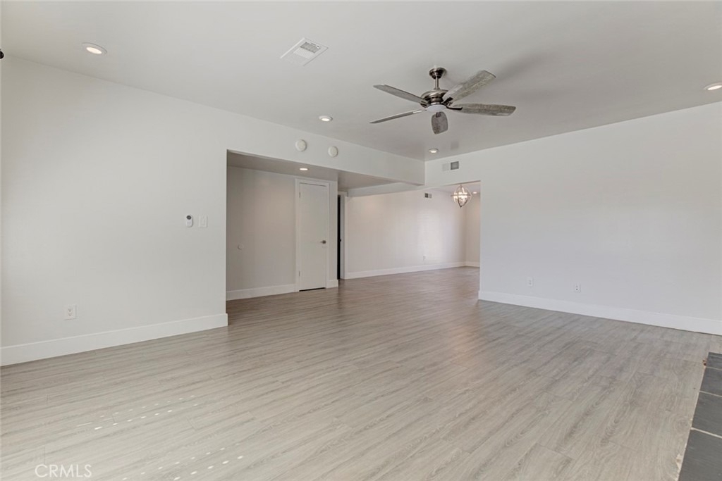 16733 Sunburst - Photo 7