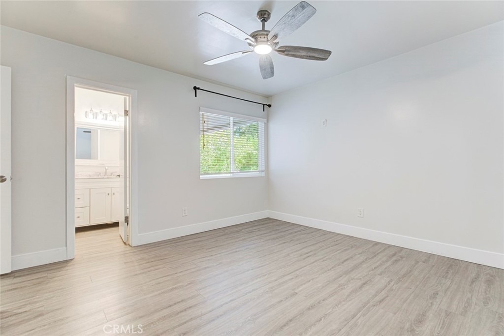 16733 Sunburst - Photo 20