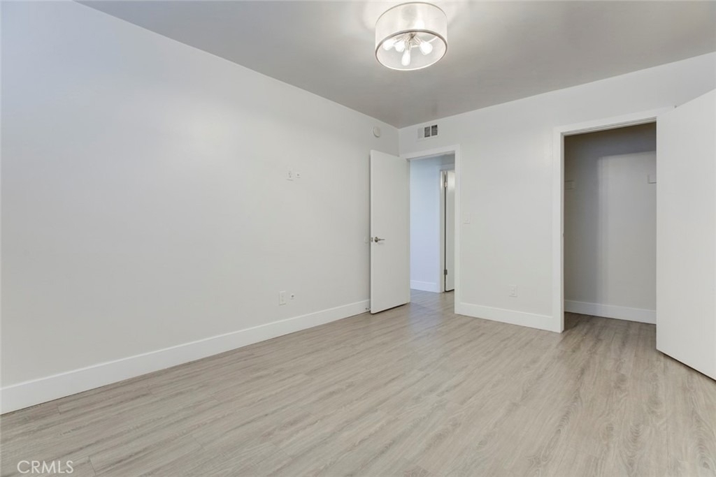 16733 Sunburst - Photo 26