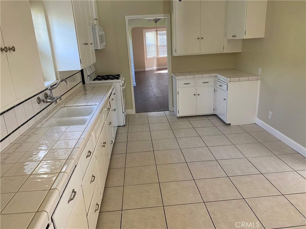 6281 Bion - Photo 5
