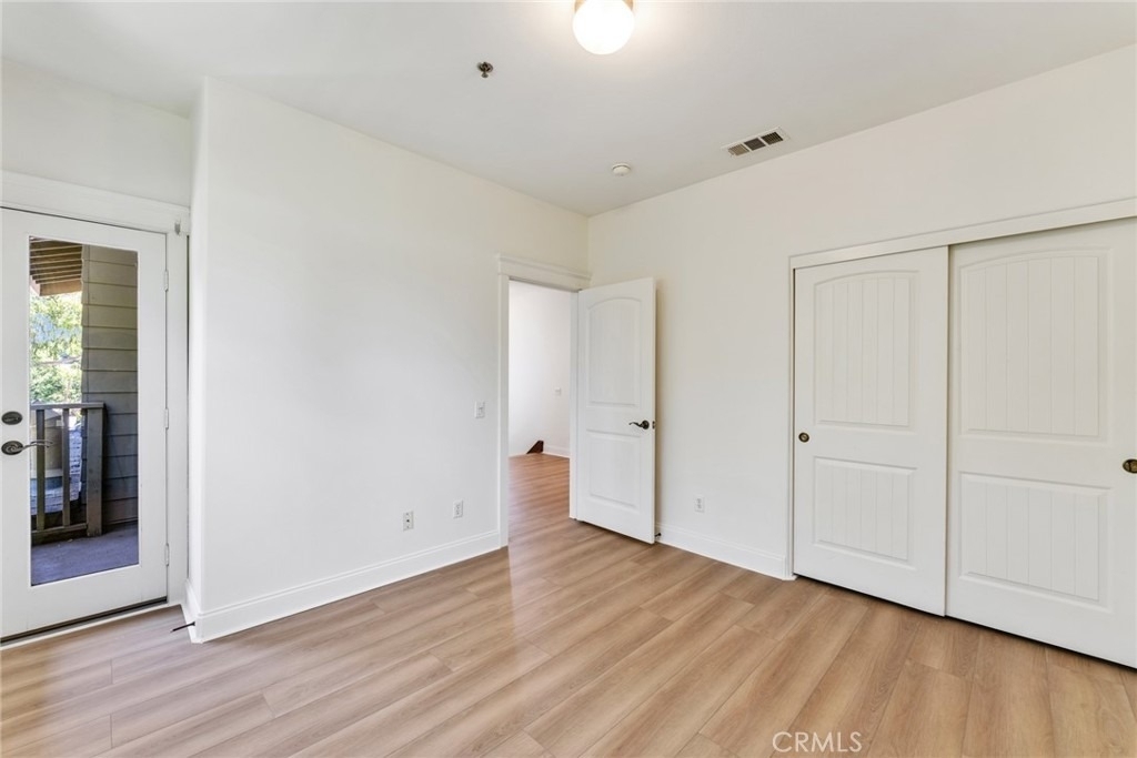 1590 Locust - Photo 15