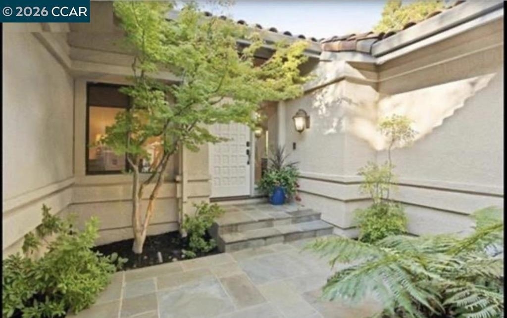 306 Live Oak Dr - Photo 3