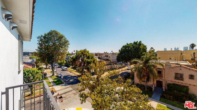 1070 S Bedford Street - Photo 25