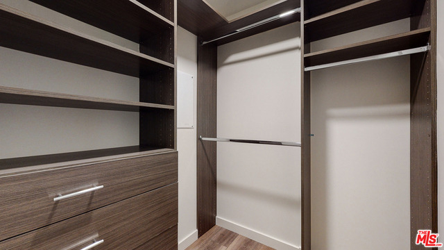 1070 S Bedford Street - Photo 21